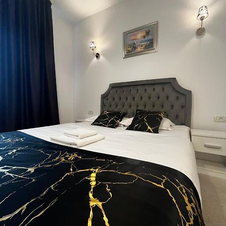 Cochet Boutique Hotel Targu Jiu Luaran gambar