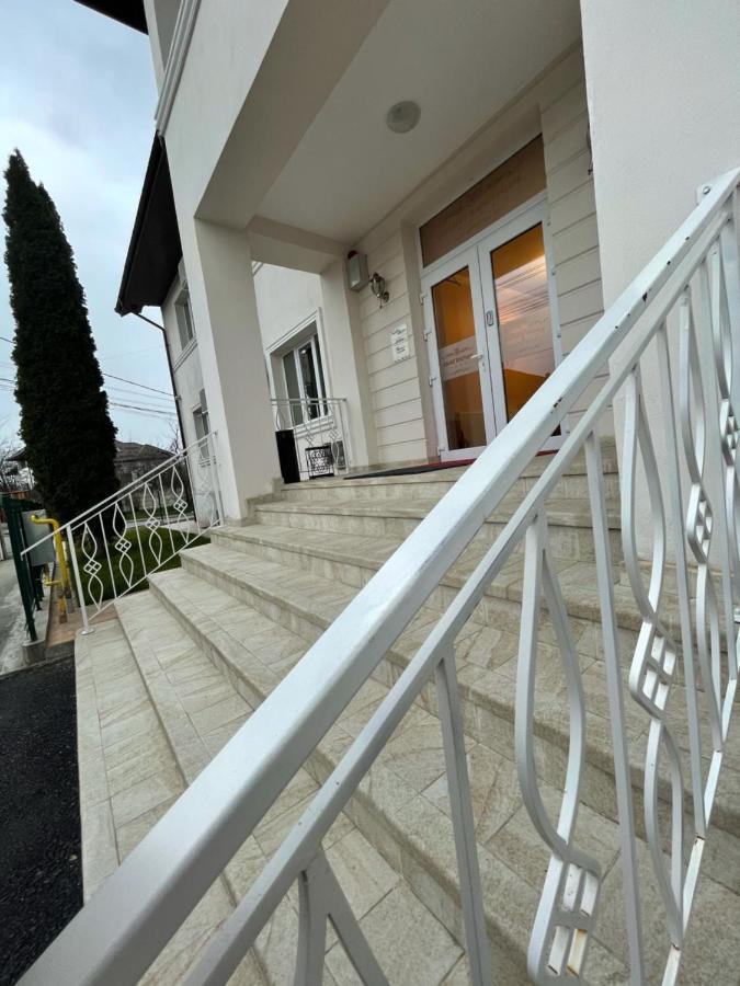 Cochet Boutique Hotel Targu Jiu Luaran gambar