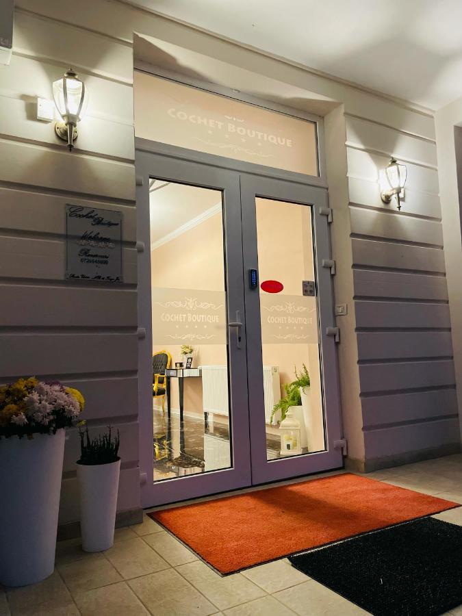 Cochet Boutique Hotel Targu Jiu Luaran gambar