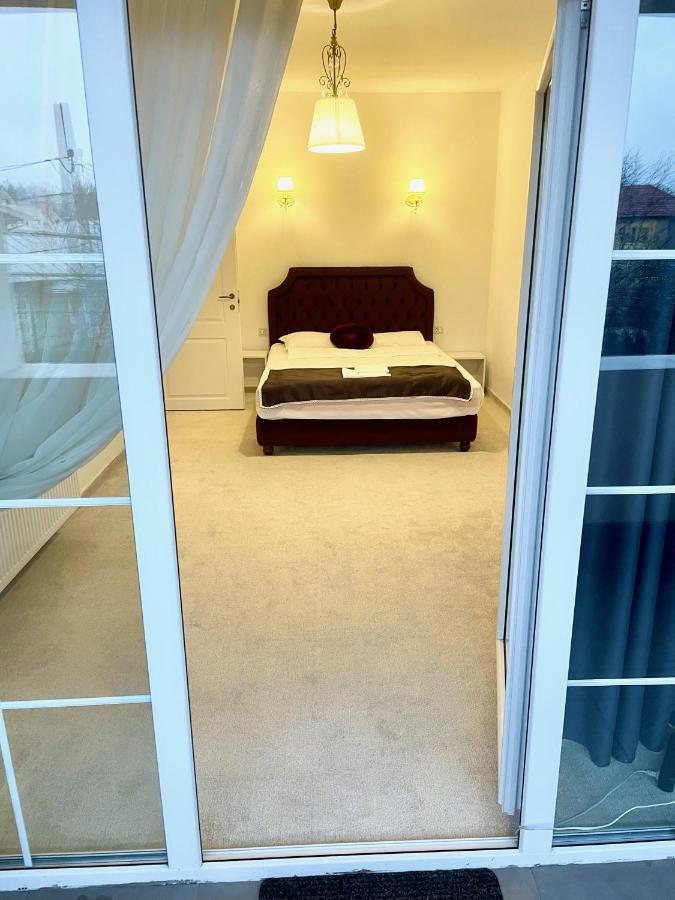 Cochet Boutique Hotel Targu Jiu Luaran gambar